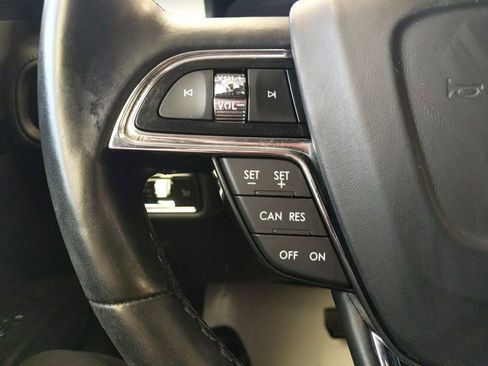 Certified 2023 Lincoln Nautilus Reserve AWD/4WD image 17