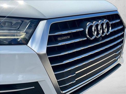 Used 2018 Audi Q7 3.0T Prestige AWD/4WD image 29