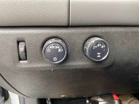 Used 2019 Chevrolet Colorado W/T w/ WT Convenience Package AWD/4WD image 4