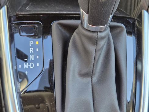 Used 2020 Toyota Yaris LE image 17