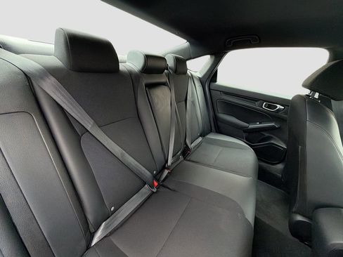 Used 2025 Honda Civic Sport image 24