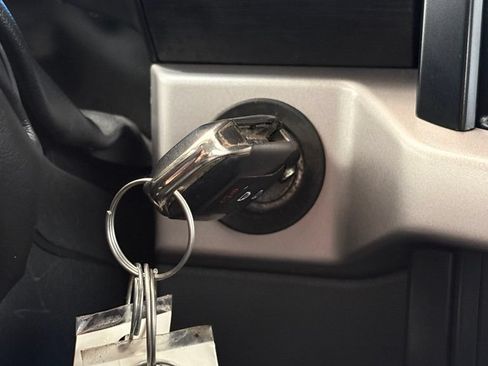 Used 2023 Ford F150 XL RWD image 38