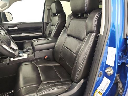 Used 2017 Toyota Tundra SR5 AWD/4WD image 14