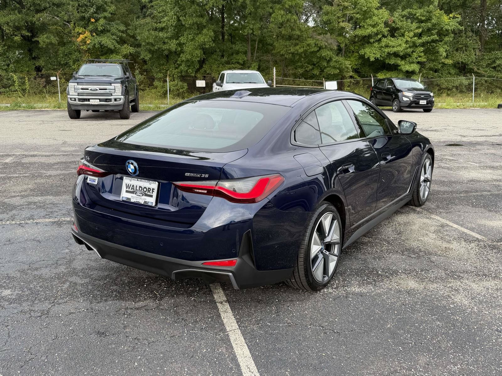 Used 2023 BMW i4 eDrive35 w/ Premium Package RWD image 2