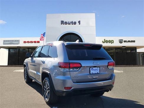 Used 2021 Jeep Grand Cherokee Limited image 7