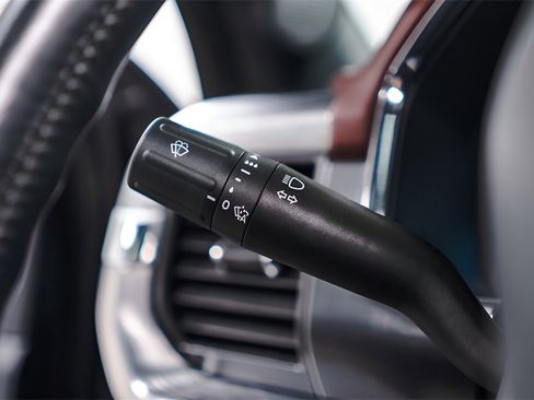 Used 2022 Ford F150 Lariat w/ Equipment Group 502A High image 23