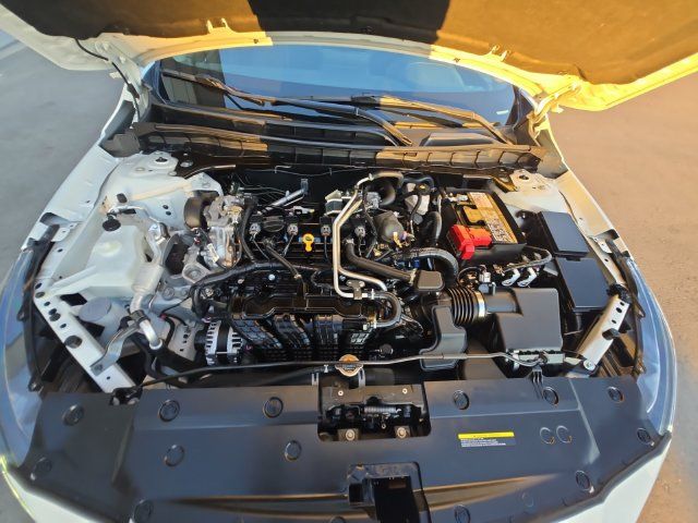 Used 2025 Nissan Altima 2.5 SR AWD/4WD image 24