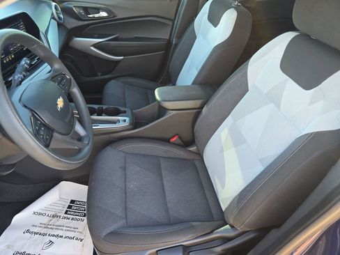 Used 2024 Chevrolet Trax LS w/ LS Convenience Package FWD image 17