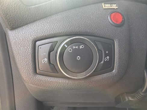 Used 2018 Ford Transit Connect XL FWD image 15