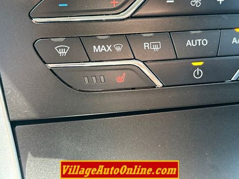 Used 2019 Ford Edge SEL w/ Equipment Group 201A AWD/4WD image 23