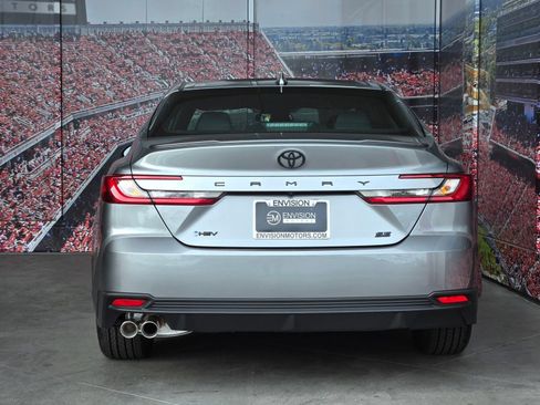 Used 2026 Toyota Camry SE FWD image 7