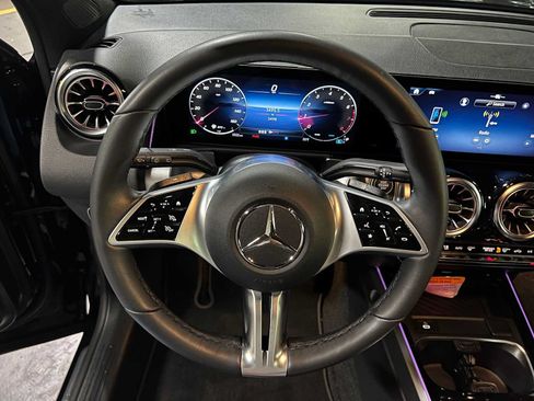 Certified 2026 Mercedes-Benz GLB 250 4MATIC image 29