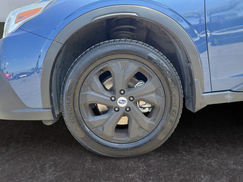 Used 2021 Subaru Outback Touring AWD/4WD image 14
