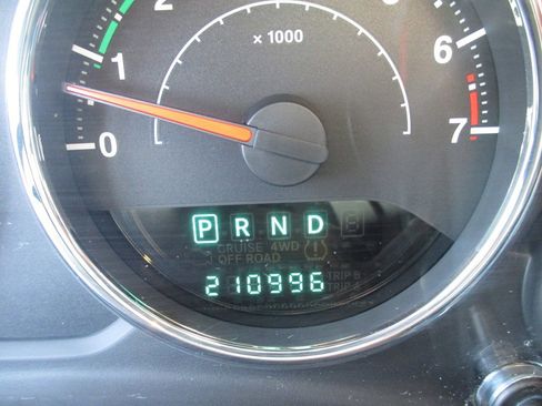 Used 2012 Jeep Wrangler Sport w/ Connectivity Group image 10