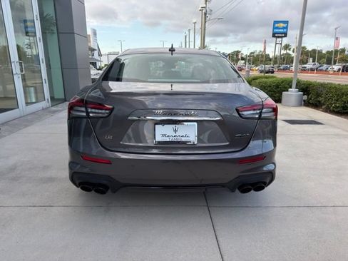 Used 2023 Maserati Ghibli Modena Q4 AWD/4WD image 17