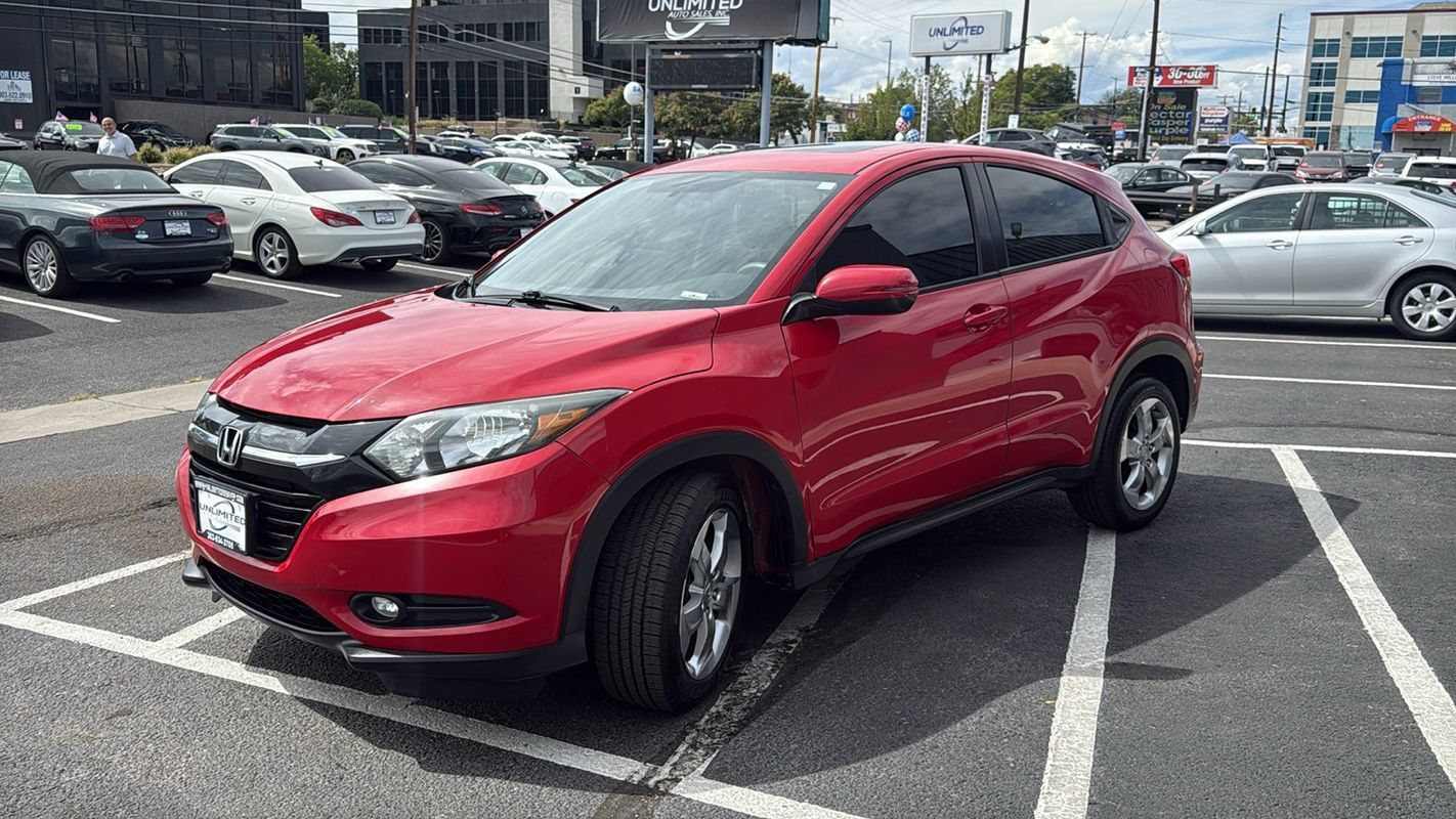 Used 2017 Honda HR-V EX image 7