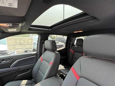 New 2026 Chevrolet Colorado Z71 w/ Technology Package image 16