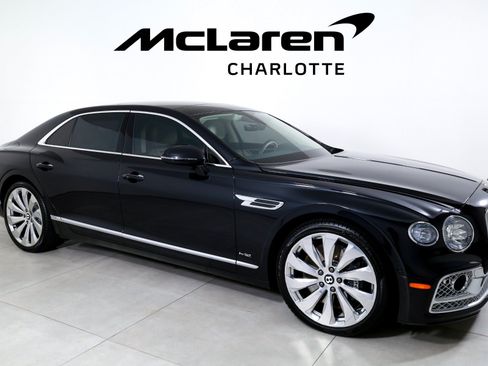 Used 2020 Bentley Flying Spur W12 AWD/4WD image 2