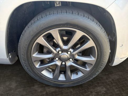 Used 2019 Jeep Grand Cherokee High Altitude AWD/4WD image 42