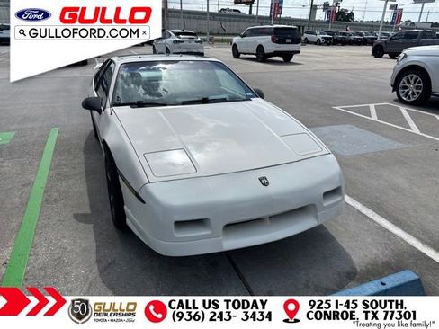 Used 1988 Pontiac Fiero GT RWD image 2