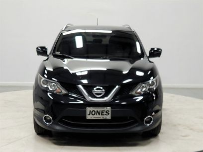 Used 2017 Nissan Rogue Sport SV w/ SV Premium Package