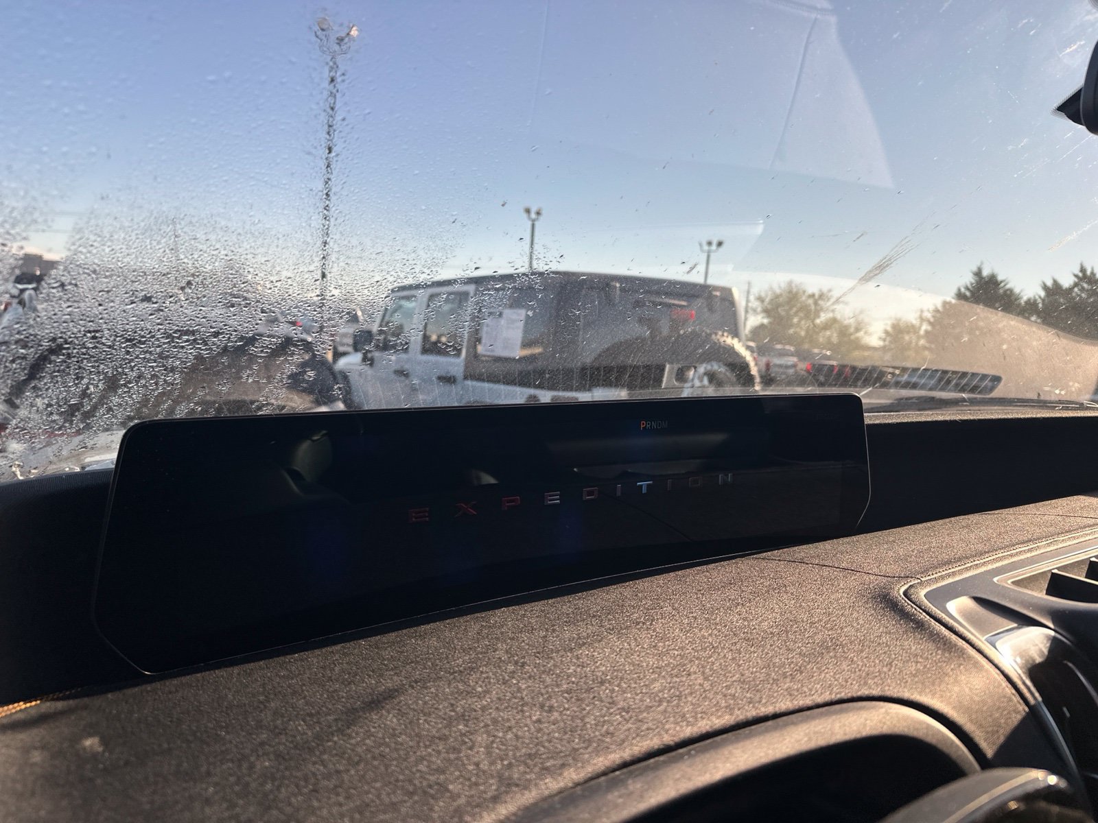 Used 2025 Ford Expedition Tremor AWD/4WD image 9