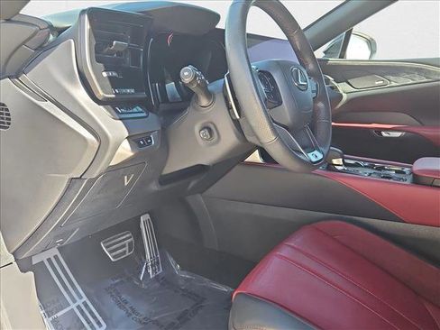 Used 2023 Lexus RX 500h F Sport image 9