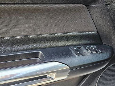 Used 2015 Ford Mustang Coupe RWD image 29