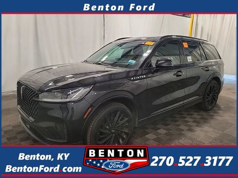 Used 2025 Lincoln Aviator Reserve w/ Equipment Group 201A AWD/4WD image 1