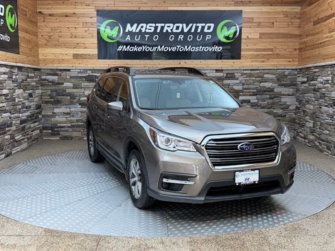 Used 2022 Subaru Ascent Premium w/ Convenience Package AWD/4WD image 2