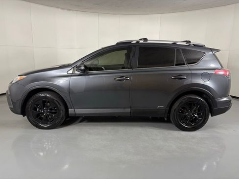 Used 2016 Toyota RAV4 XLE image 5