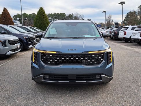 New 2026 Kia Carnival SX Prestige image 2