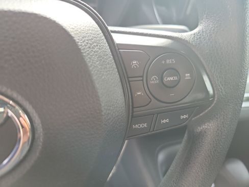 Used 2023 Toyota Corolla LE FWD image 28