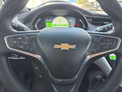 Certified 2021 Chevrolet Bolt LT image 30