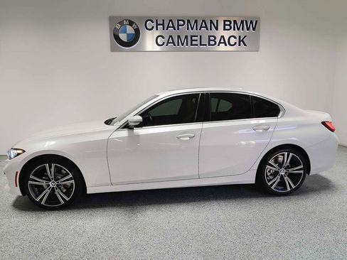Used 2024 BMW 330i Sedan w/ Premium Package image 3