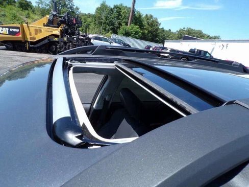 Certified 2025 Subaru Outback Limited image 15