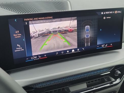 Used 2025 BMW 230i Coupe w/ M Sport Package RWD image 23