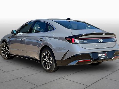 Used 2025 Hyundai Sonata SEL FWD image 13