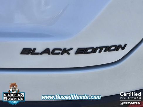 Certified 2025 Honda Pilot Black Edition image 11