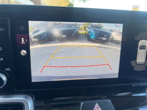 Used 2022 Kia Sorento EX w/ Panoramic Sunroof Package AWD/4WD image 54