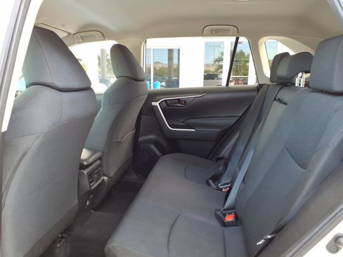 Used 2023 Toyota RAV4 LE AWD/4WD image 10
