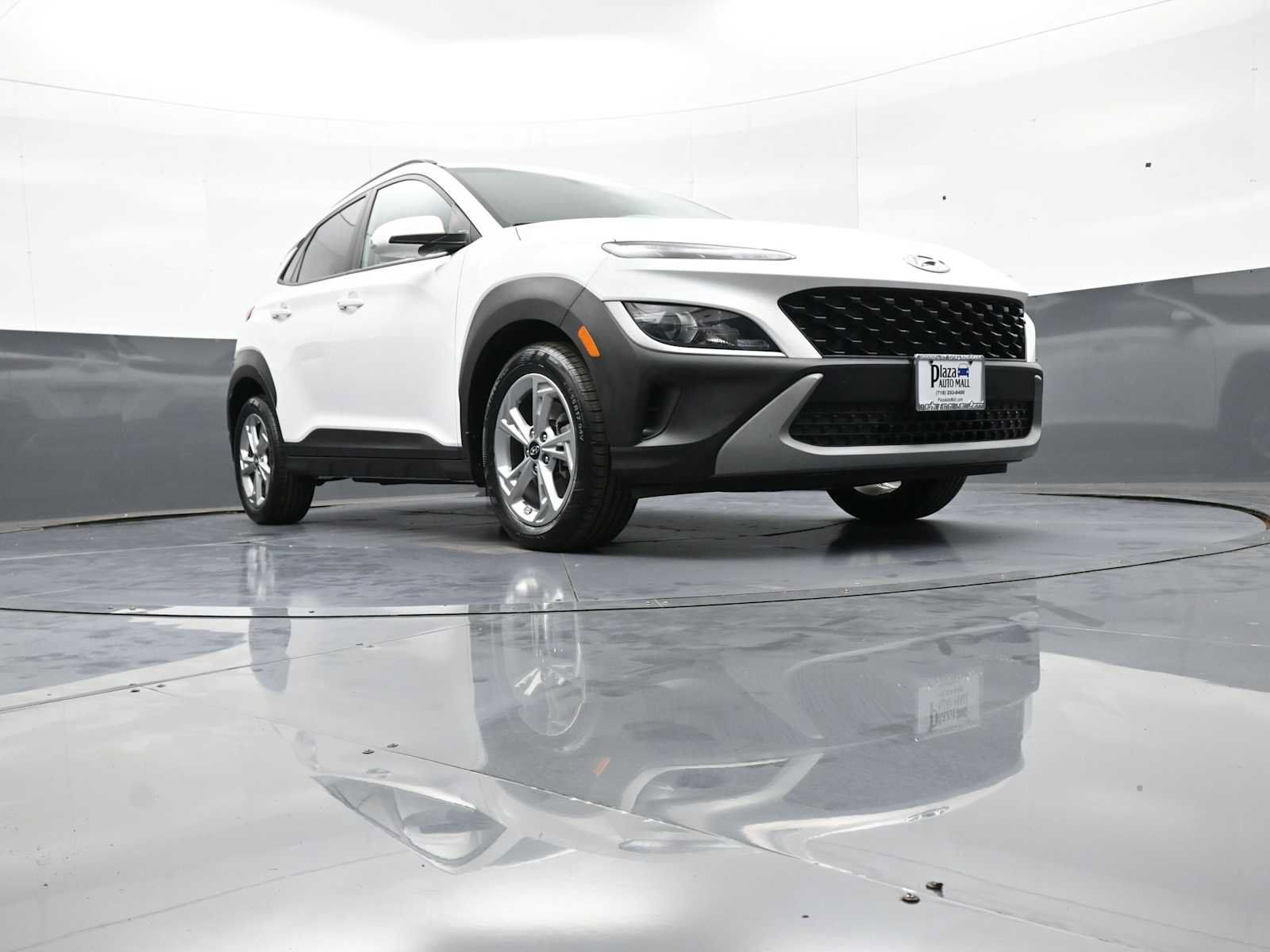 Certified 2023 Hyundai Kona SEL AWD/4WD image 25