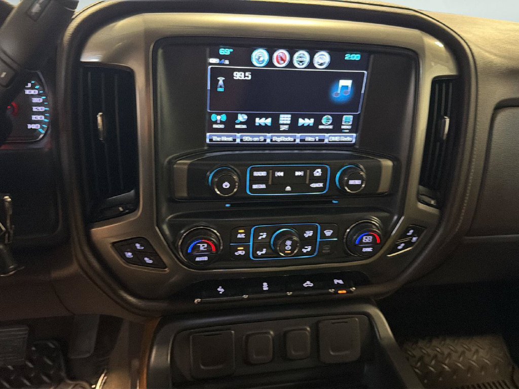 Used 2018 Chevrolet Silverado 1500 LTZ w/ Sport Package AWD/4WD image 26
