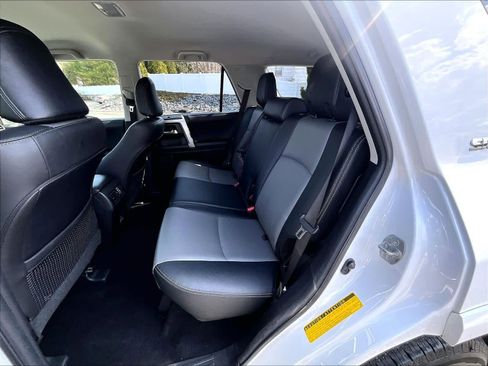 Used 2024 Toyota 4Runner SR5 Premium image 23