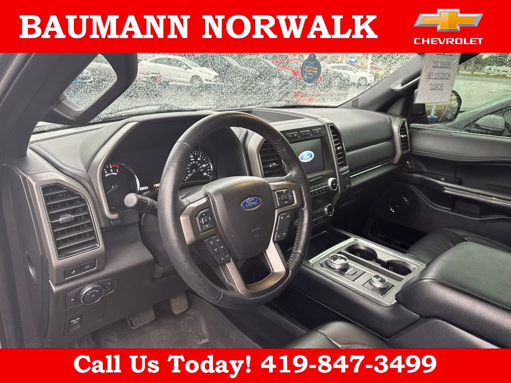 Used 2020 Ford Expedition XLT w/ Equipment Group 202A AWD/4WD image 15