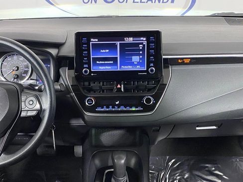 Certified 2022 Toyota Corolla LE image 13
