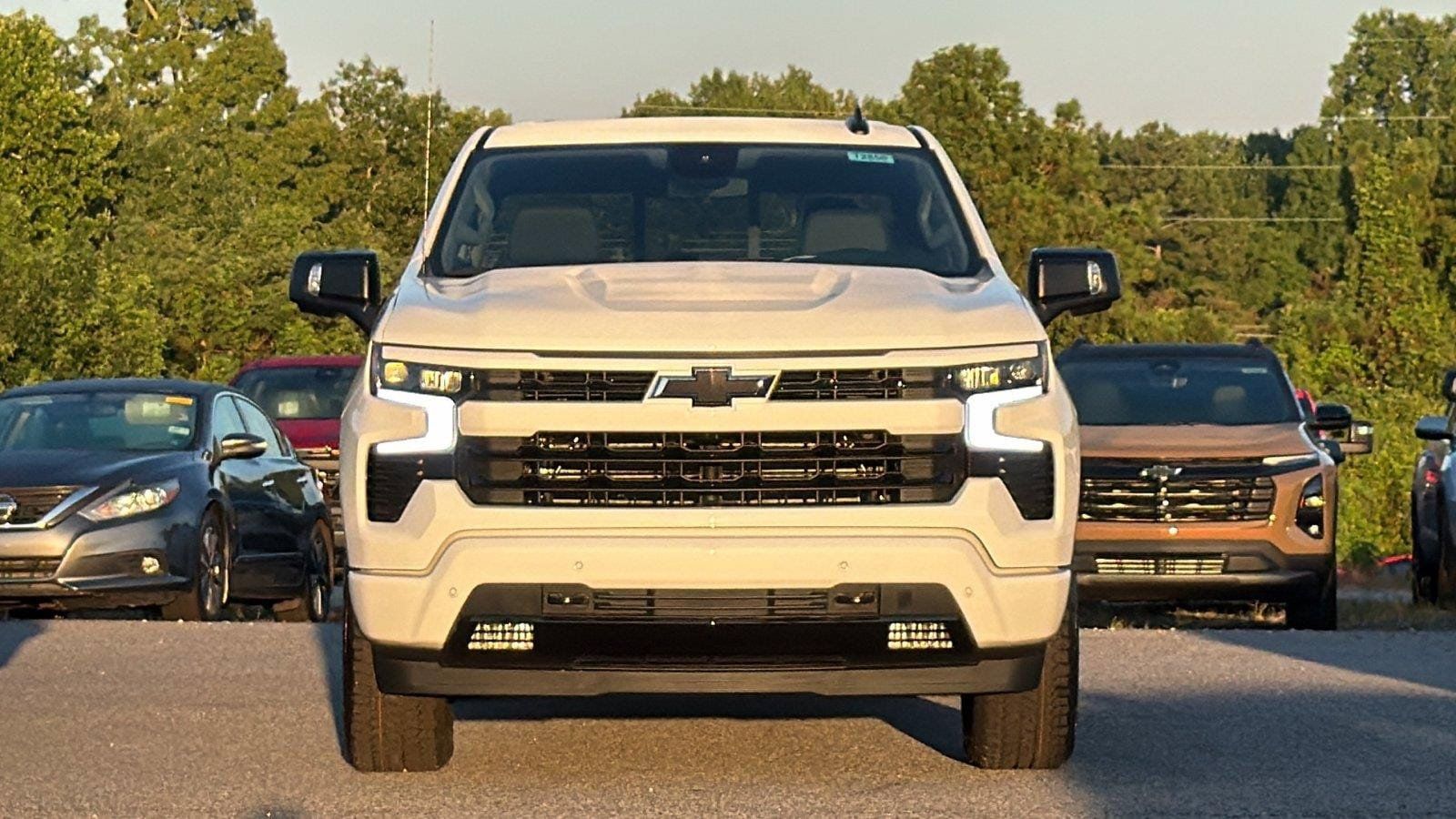 New 2026 Chevrolet Silverado 1500 RST w/ RST All Star Premium Package AWD/4WD image 2
