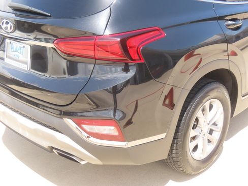 Used 2019 Hyundai Santa Fe SEL FWD image 12