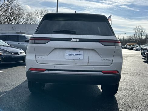New 2026 Jeep Grand Cherokee Limited AWD/4WD image 15