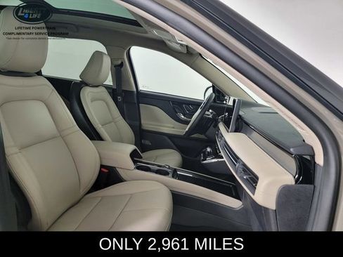 Used 2025 Lincoln Corsair AWD w/ Equipment Group 101A image 19